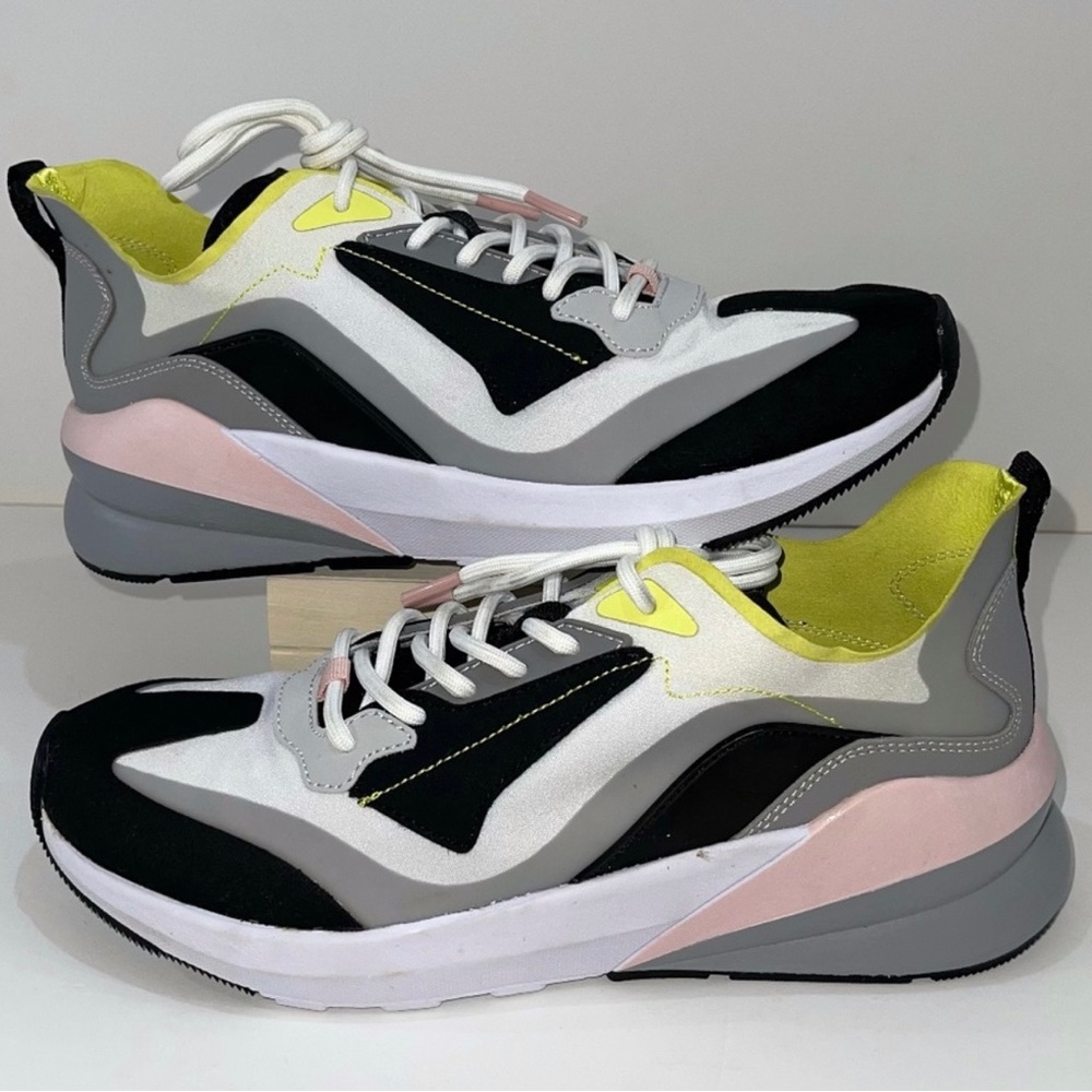 Pre-Owned Fabletics Echo Performance Colorful Sne… - image 1